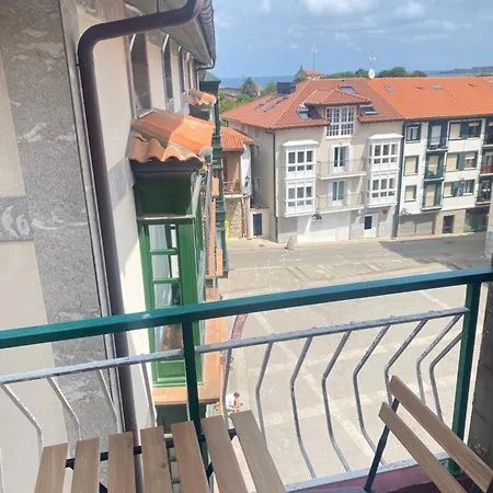 Plaza Apartment *